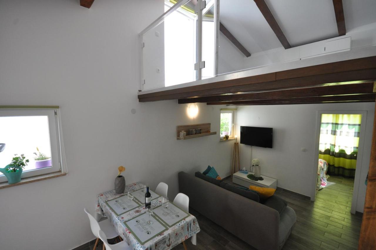 New Lux Apartman Kala Poreč Exteriör bild